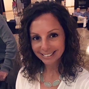 Meet your Posher, Chrissy